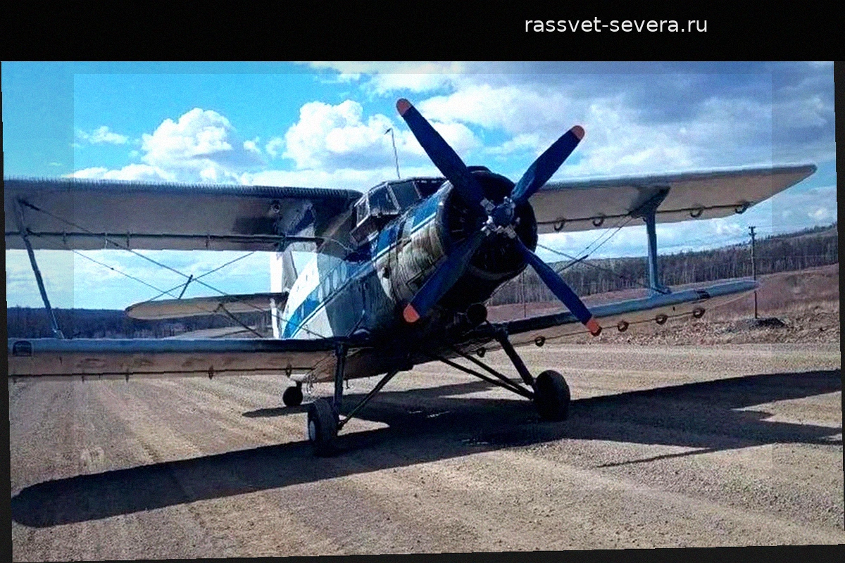 В Бурятии самолет Ан-2 совершил вынужденную посадку на грунтовую трассу