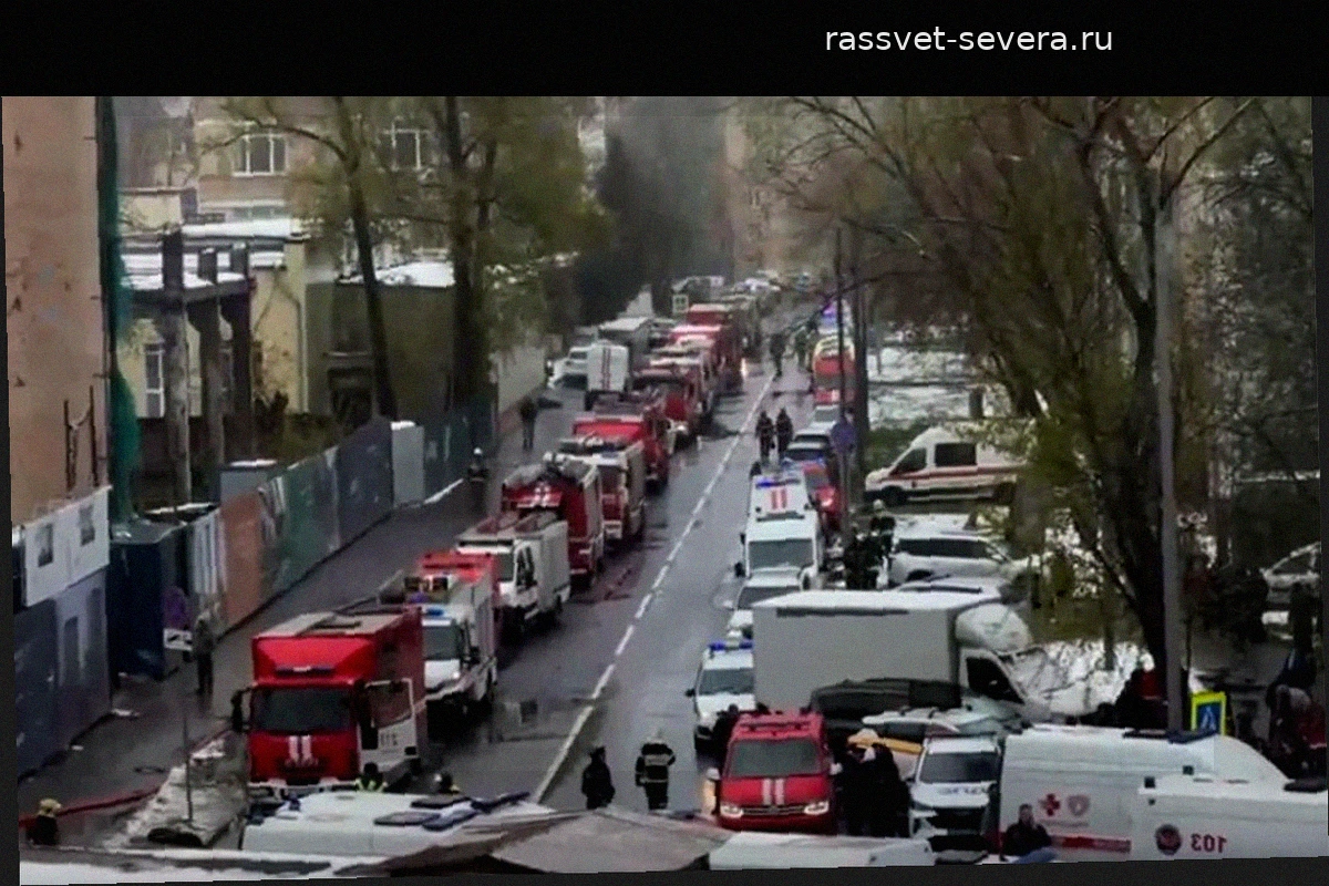 Количество погибших при пожаре на севере Москвы увеличилось до семи человек