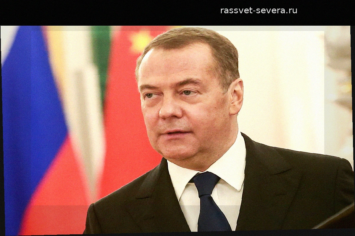 Медведев ответил Сикорскому на слова о войнах Польши с Россией