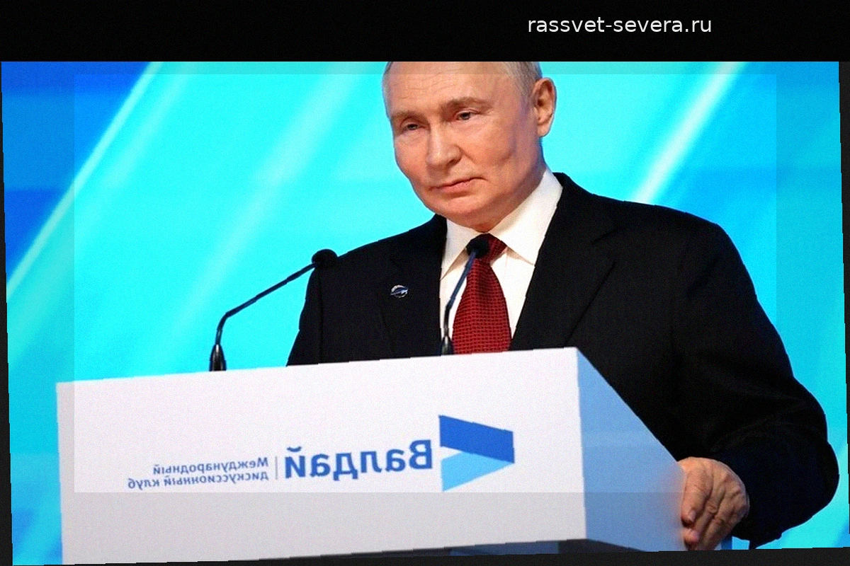 Владимир Путин назвал ситуацию с запретом русского языка на Украине уникальной для мировой практики