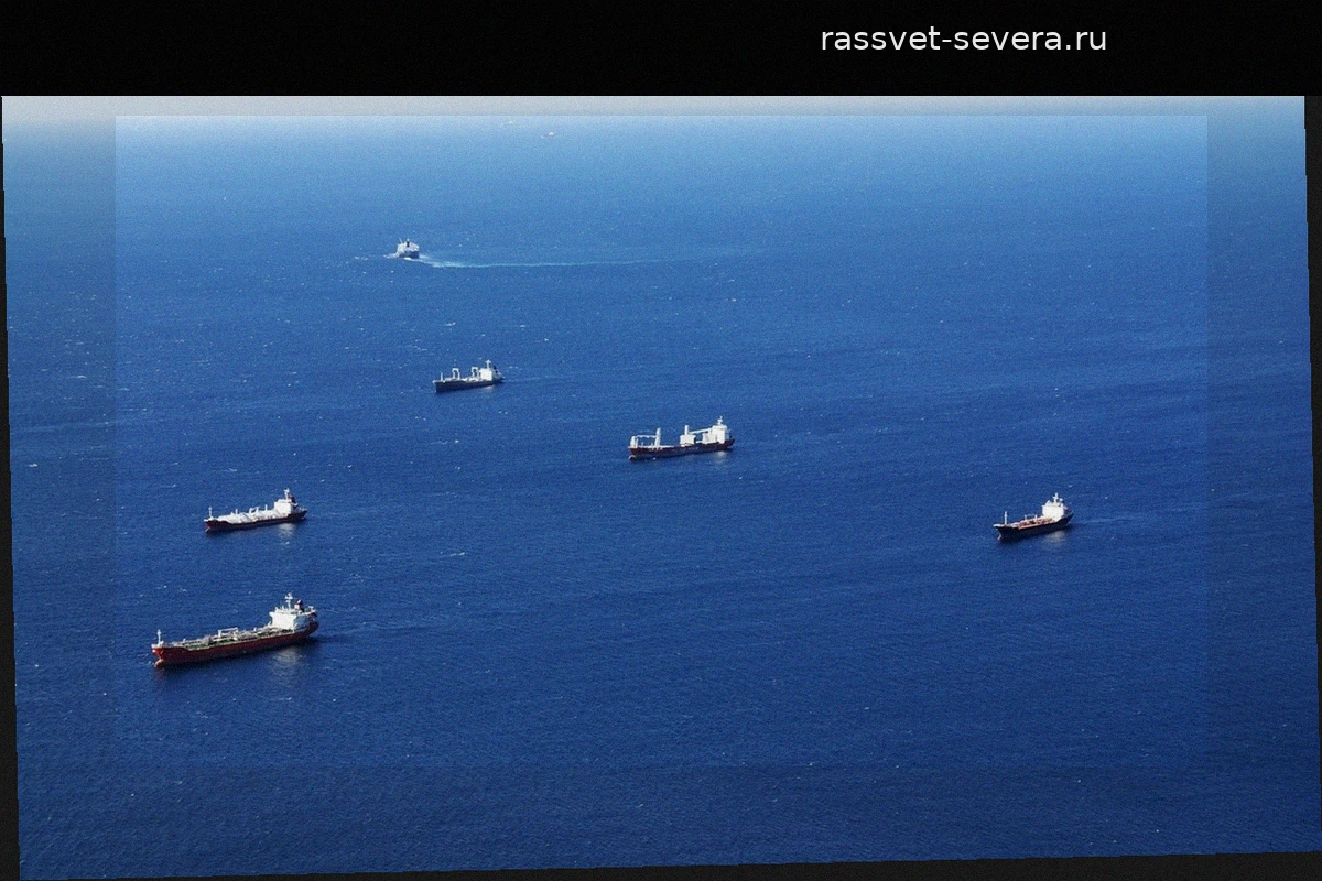 С начала блокады Ирана ВМС США изменили маршруты 33 судов
