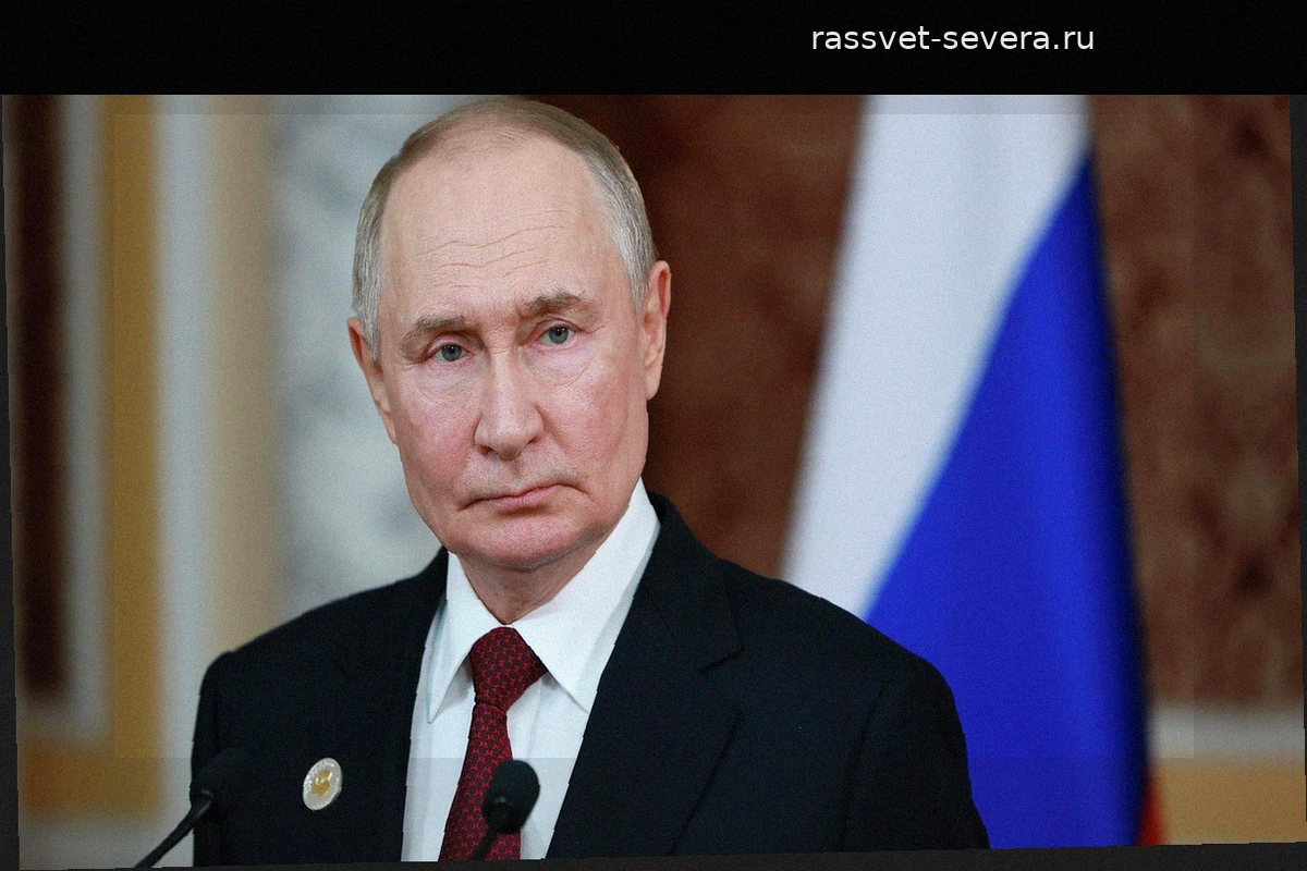 Владимир Путин наградил помощника машиниста Ивана Шведова орденом Мужества посмертно