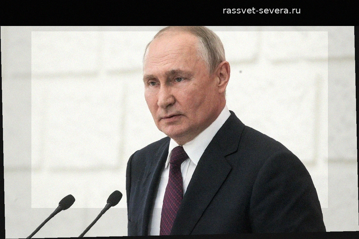 Владимир Путин распорядился уменьшить бюрократическую нагрузку на педагогов и медиков