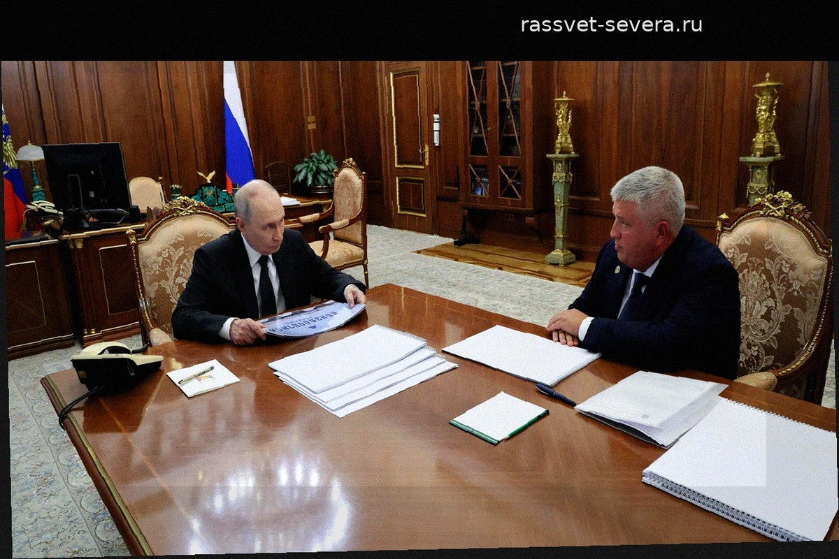 Помощь участникам СВО: Дронов доложил Путину о работе фонда «Защитники Отечества»