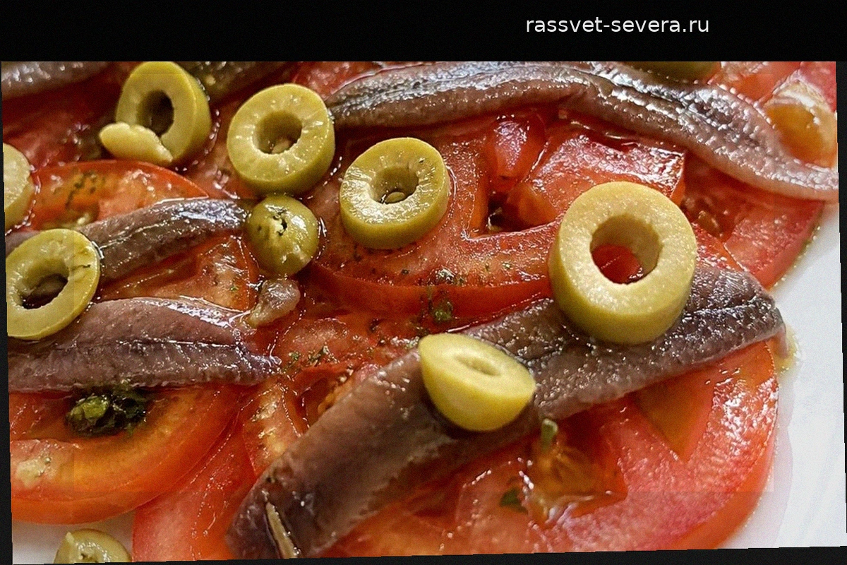 Как сделать вкус помидоров ярче: рецепт заправки с анчоусами и лимоном