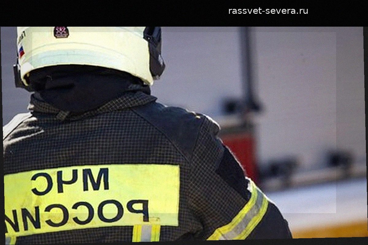 В Московской области из-за удара дрона вспыхнул склад с лекарствами