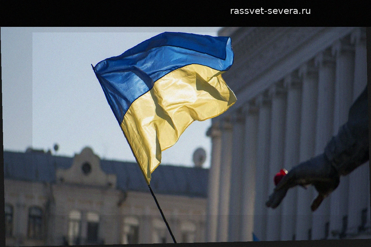 На Украине школьников учат маршировать под песни ОУН-УПА