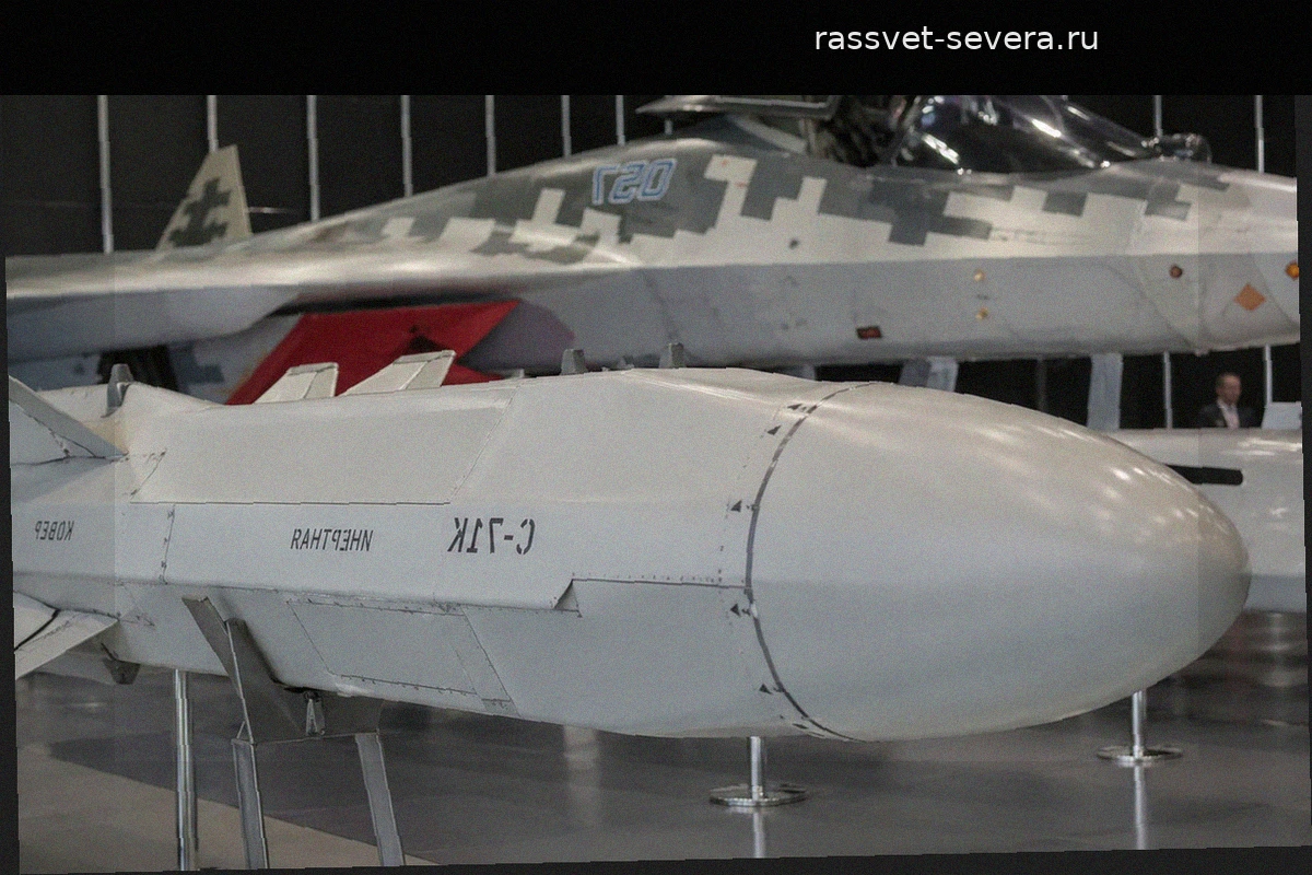 Россия разрабатывает доступное высокоточное оружие: ракета С-71К «Ковер» для Су-57