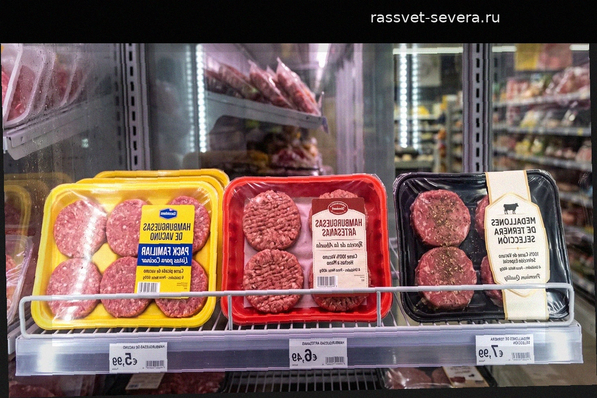 Зачем супермаркеты используют разные цвета лотков для мяса
